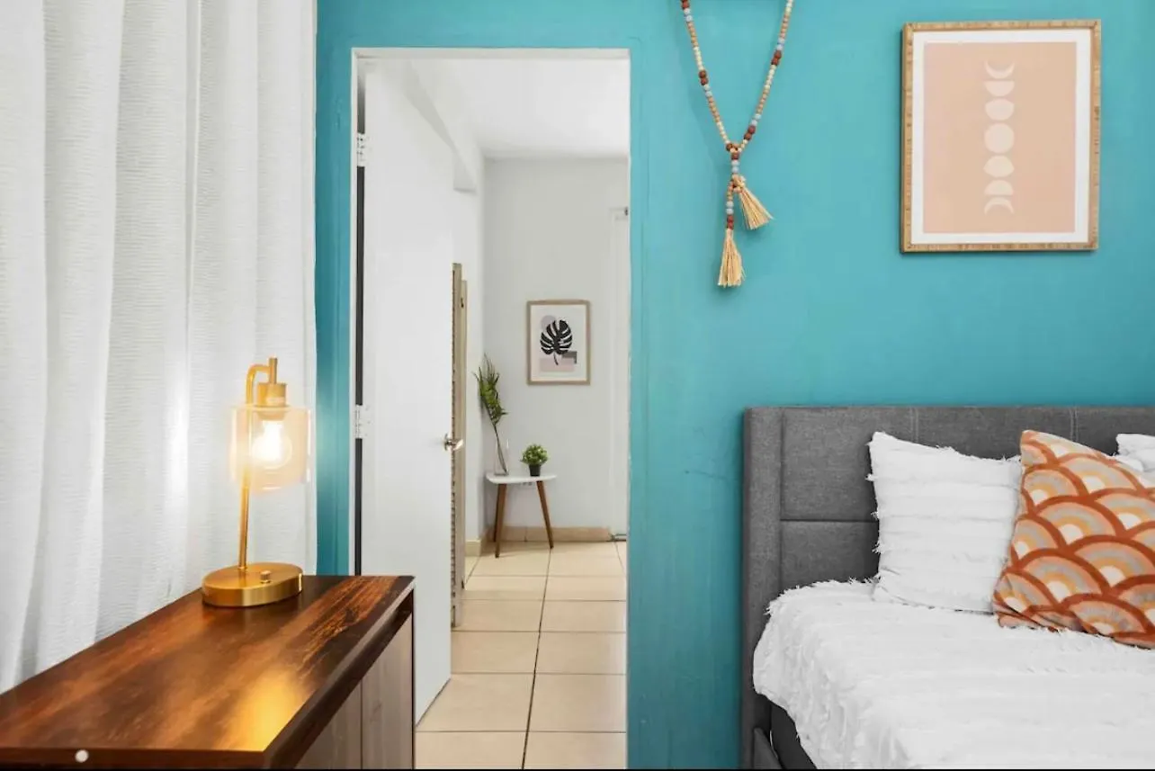 Hébergement de vacances Villa 5 Min From San Juan Airport And Isla Verde Beach Best Location & Pool & Jacuzzi & Youtube Video Available Porto Rico
